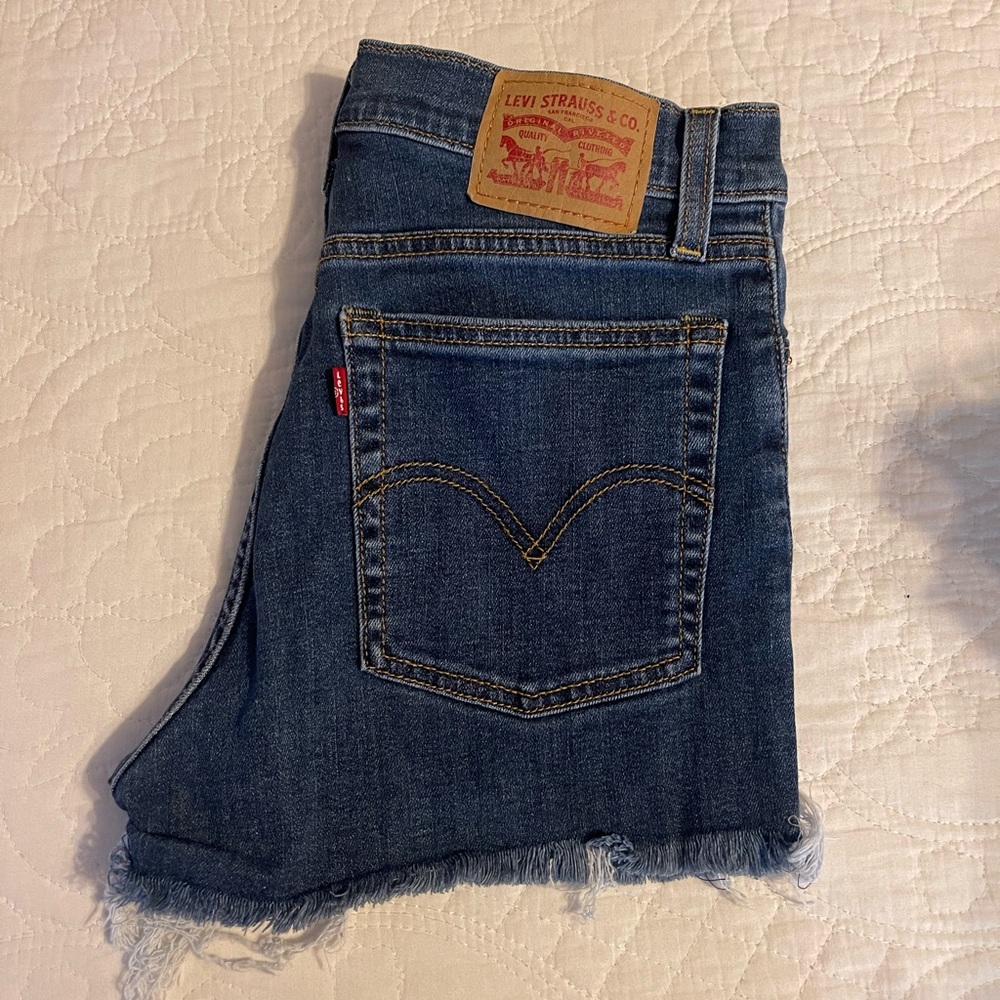 Women’s Levi’s Shorts
